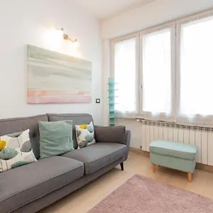 Luxury Near Bocconi Zamenhof 7 , Milano Italia